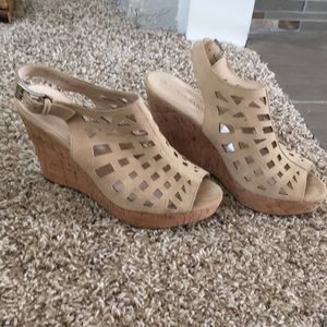 Franco Sarto Tan Wedge Sandals